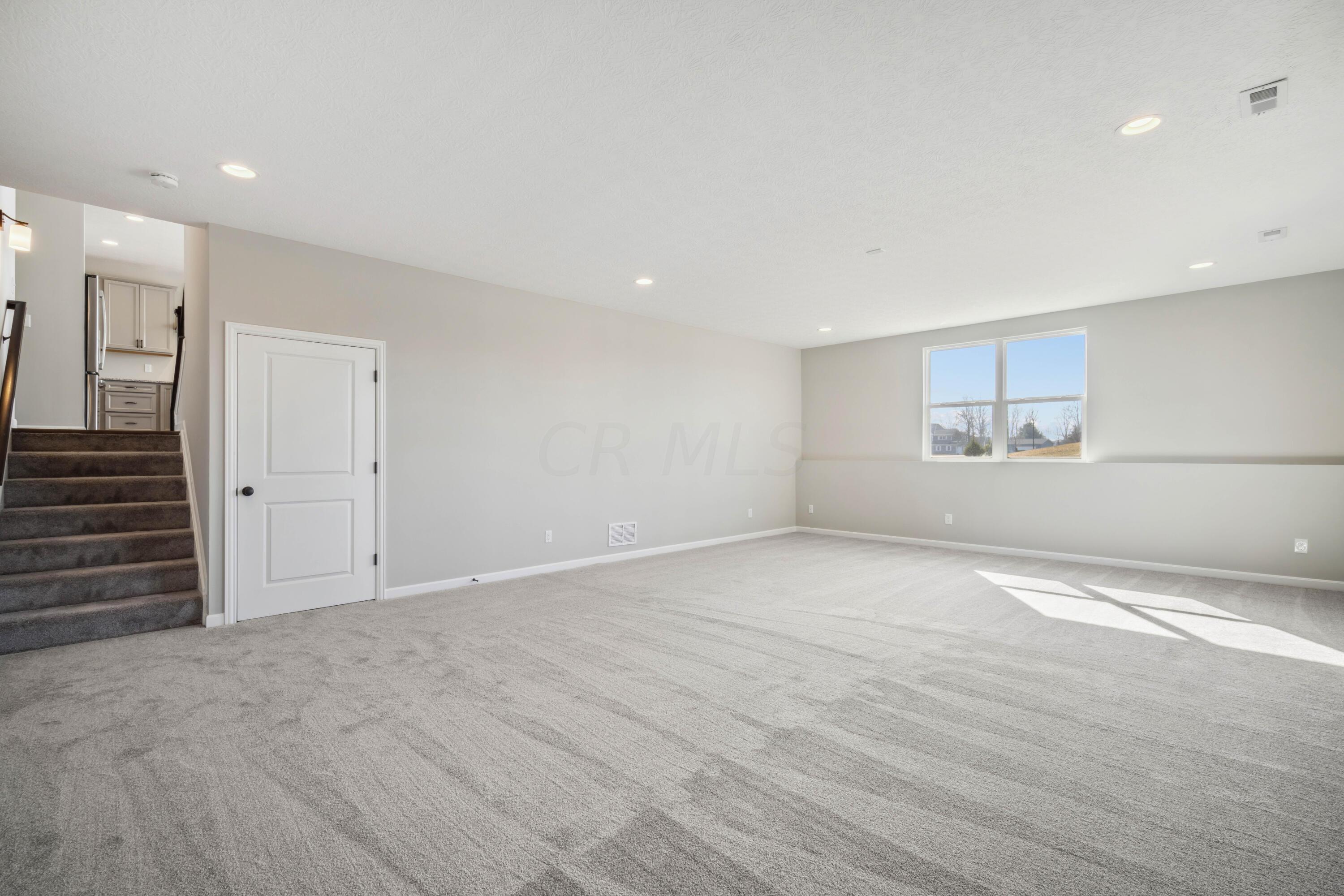 3336 Logsdon Loop Delaware, OH 43015 - Photo 27 of 39 Interior