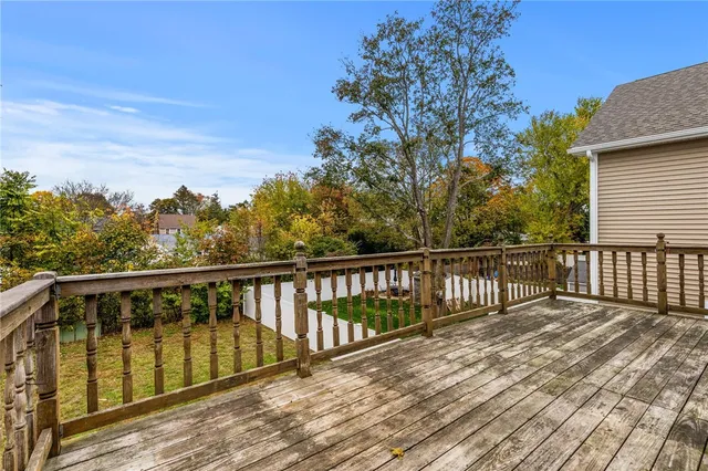 $550,000 | 30 Metacomet Avenue, East Providence, RI 02916