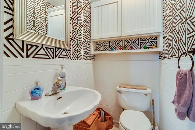 $790,000 | 16970 Teagues Point Road, Hughesville, MD 20637