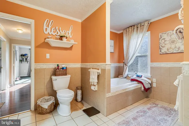 $790,000 | 16970 Teagues Point Road, Hughesville, MD 20637