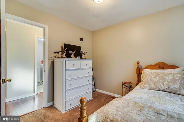 $790,000 | 16970 Teagues Point Road, Hughesville, MD 20637