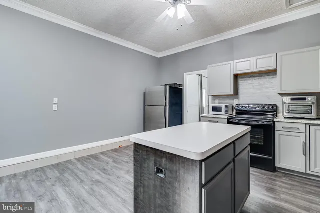 $790,000 | 16970 Teagues Point Road, Hughesville, MD 20637