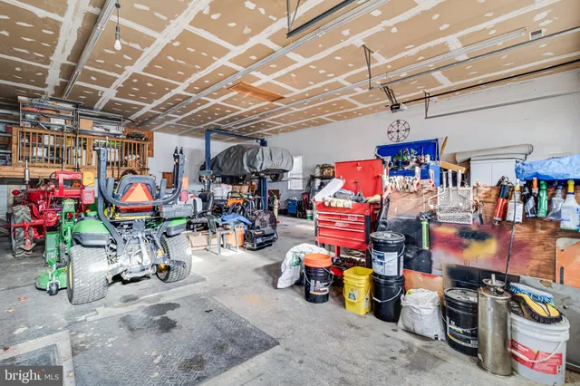 $790,000 | 16970 Teagues Point Road, Hughesville, MD 20637