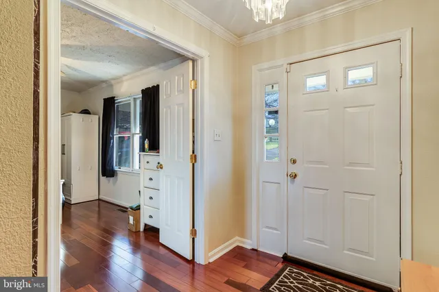 $790,000 | 16970 Teagues Point Road, Hughesville, MD 20637