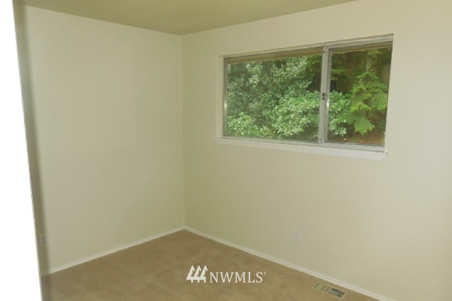 20135 Southeast 145th Street Renton, WA 98059 - Photo 12 of 16