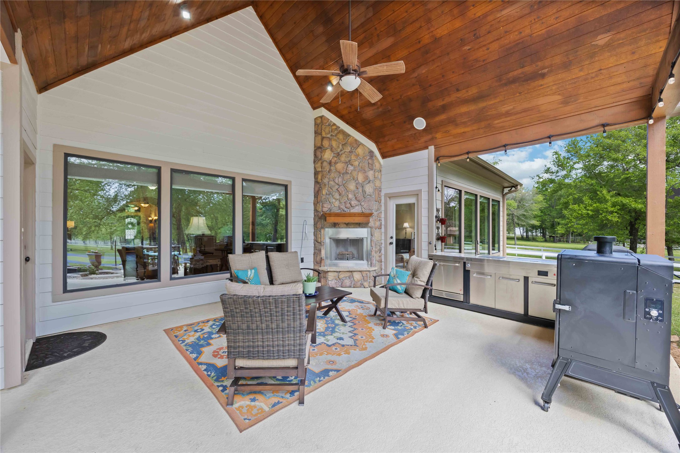 1809 St Beulah Chapel Road Montgomery, TX 77316 - Photo 37 of 50 a living room with furniture and a large window