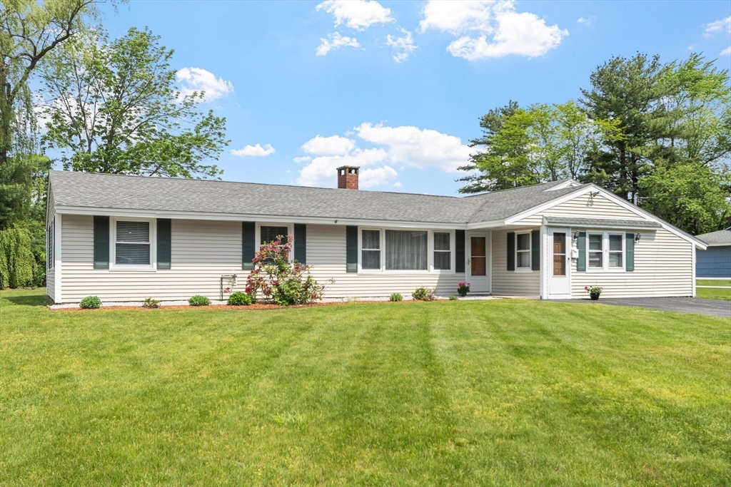 9 Ansie Road Chelmsford, MA 01824 - Photo 2 of 27 Gallery Image 2