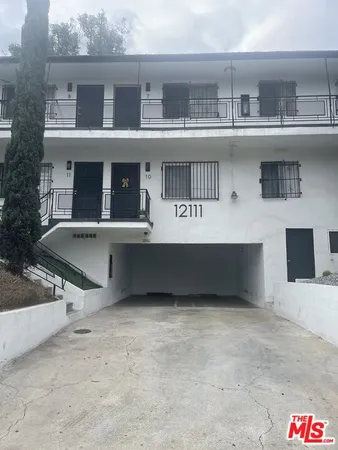 $1,995,000 | 12111 South Figueroa Street, Los Angeles, CA 90061