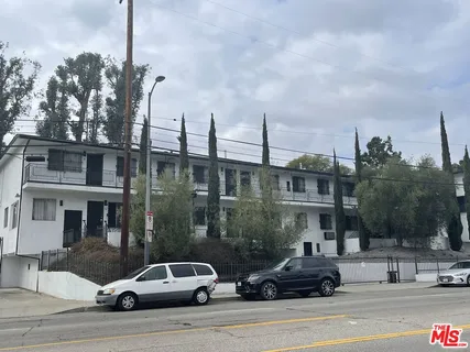 $1,995,000 | 12111 South Figueroa Street, Los Angeles, CA 90061