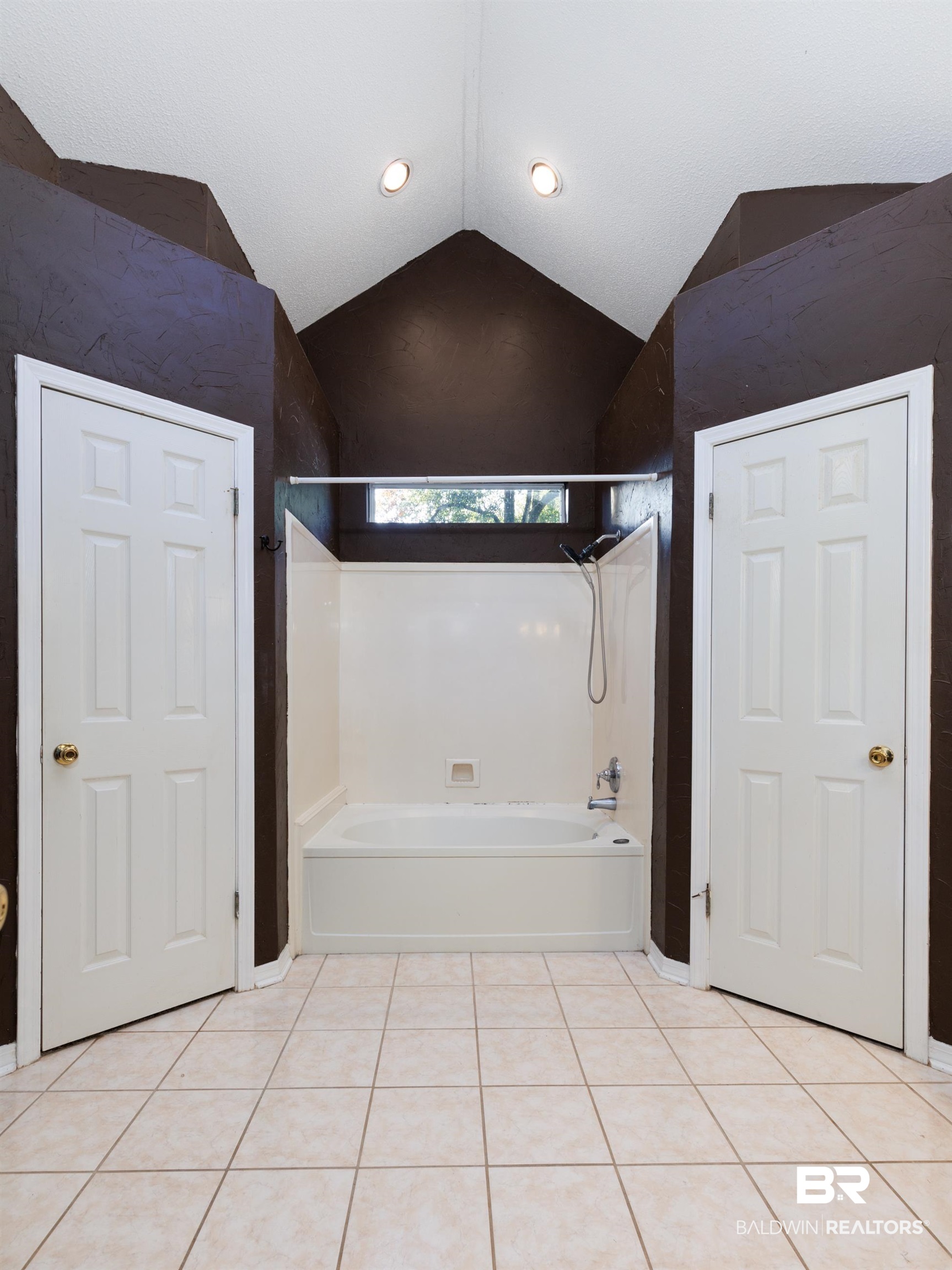 806 Louise Avenue Mobile, AL 36609 - Photo 18 of 23