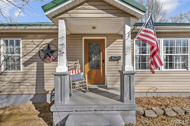 $189,900 | 607 Nicholson Drive, Potosi, MO 63664