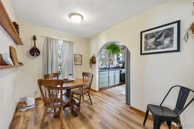 $189,900 | 607 Nicholson Drive, Potosi, MO 63664