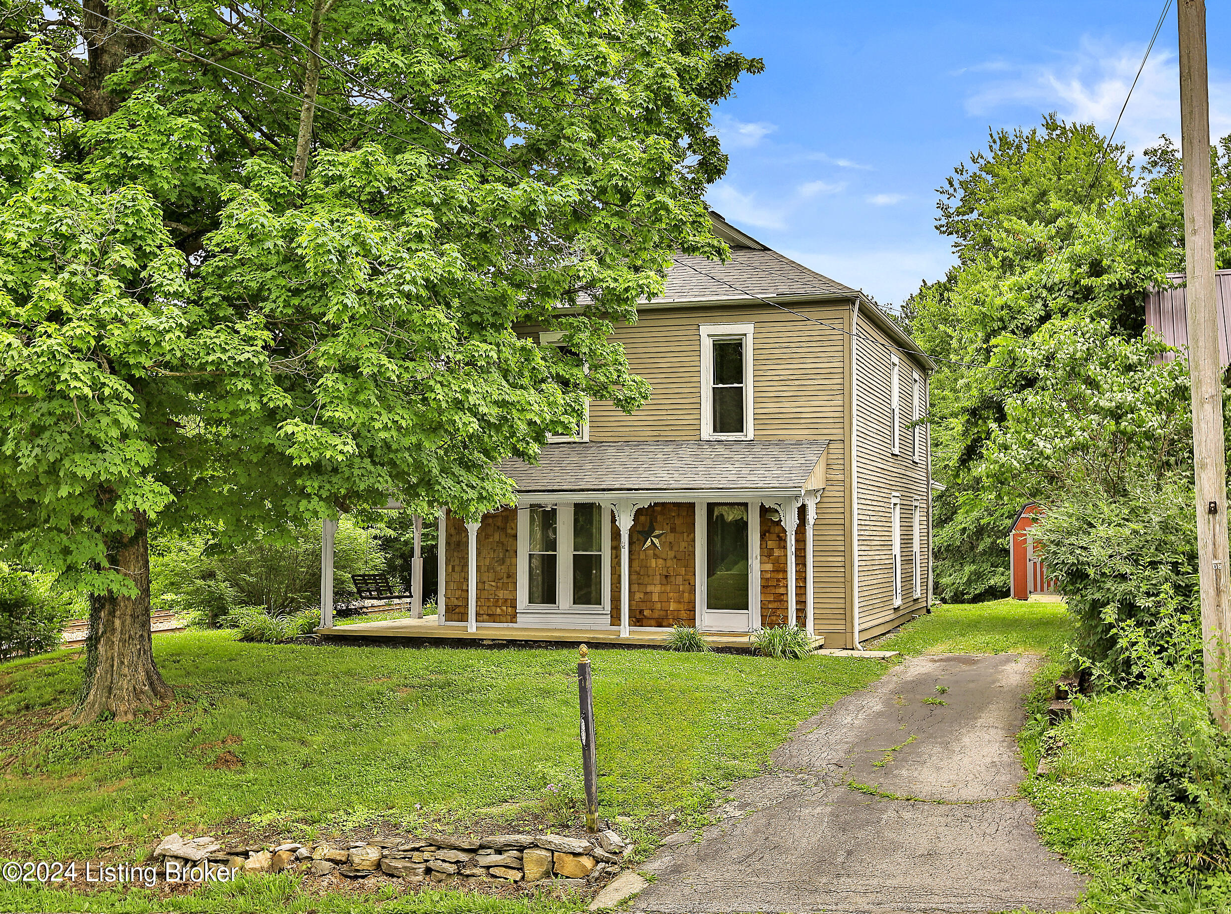 2932 Waddy Road Waddy, KY 40076 - Photo 2 of 30 CT6C0357
