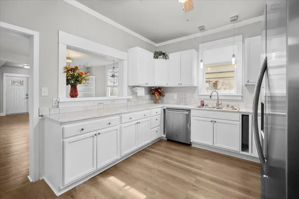 $325,000 | 1327 North Howard Street, Spokane, WA 99201