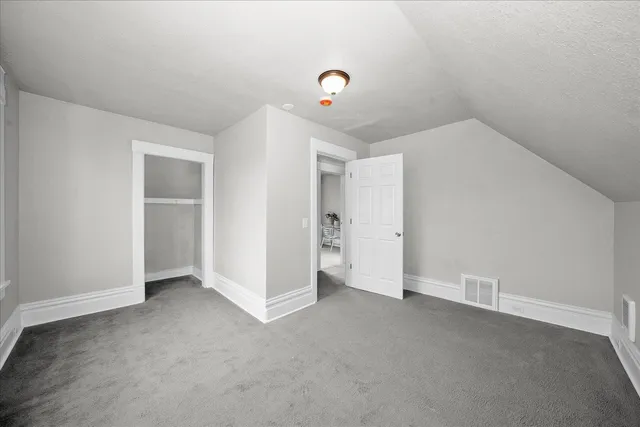 $325,000 | 1327 North Howard Street, Spokane, WA 99201