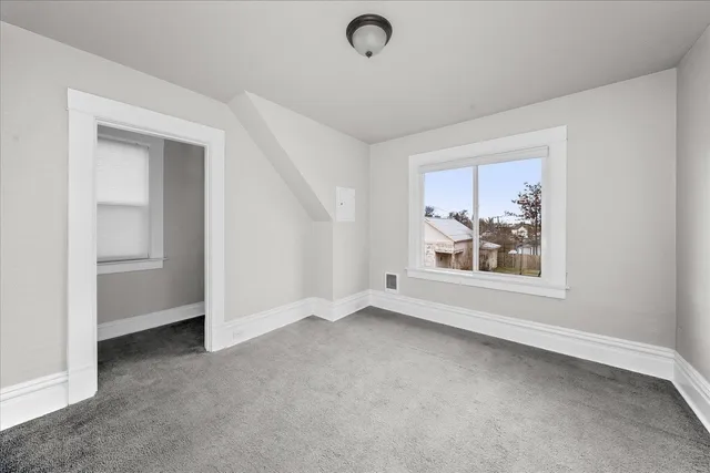 $325,000 | 1327 North Howard Street, Spokane, WA 99201