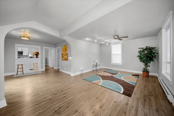 $325,000 | 1327 North Howard Street, Spokane, WA 99201