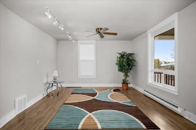 $325,000 | 1327 North Howard Street, Spokane, WA 99201