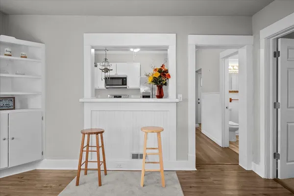 $325,000 | 1327 North Howard Street, Spokane, WA 99201