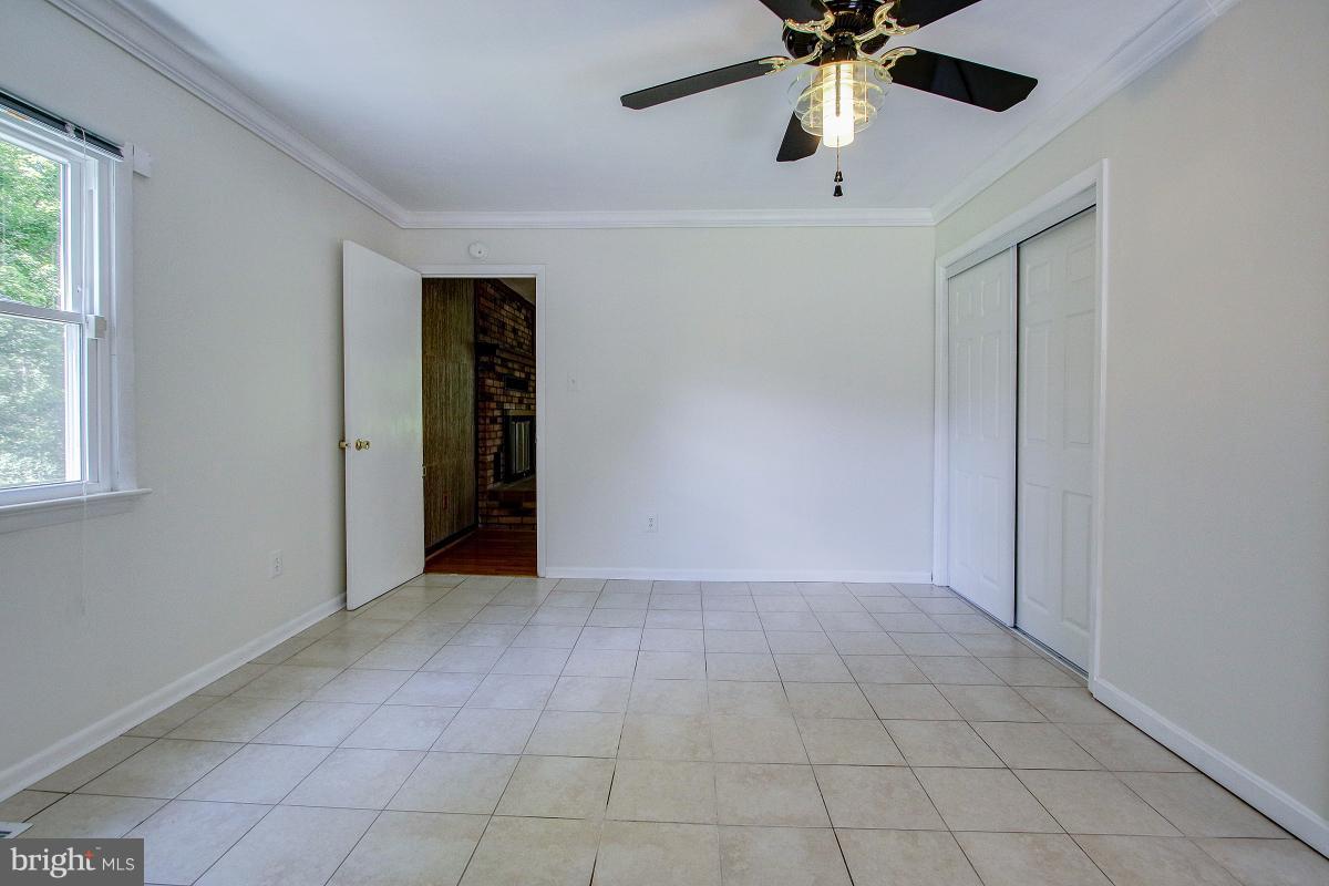 9650 Meetze Road Midland, VA 22728 - Photo 22 of 27 Bedroom (Master)