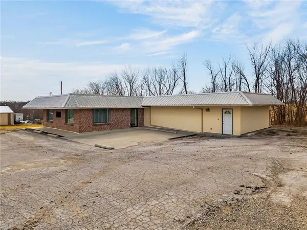 $195,000 | 275 South Washington Street, Kingston, MO 64650