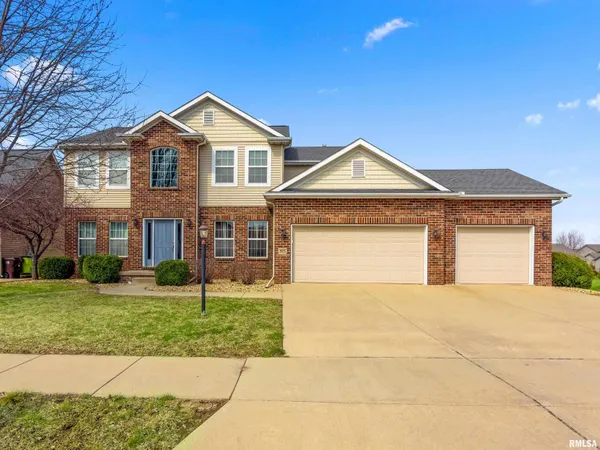 $495,000 | 3925 West Crimson Road, Dunlap, IL 61525