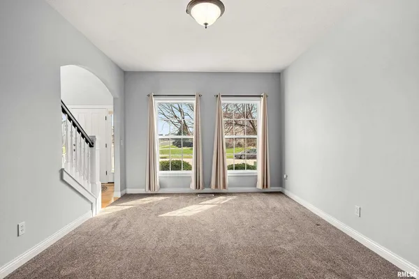 $495,000 | 3925 West Crimson Road, Dunlap, IL 61525