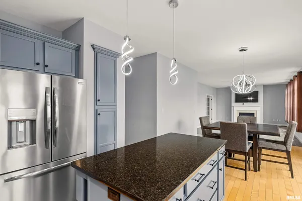 $495,000 | 3925 West Crimson Road, Dunlap, IL 61525