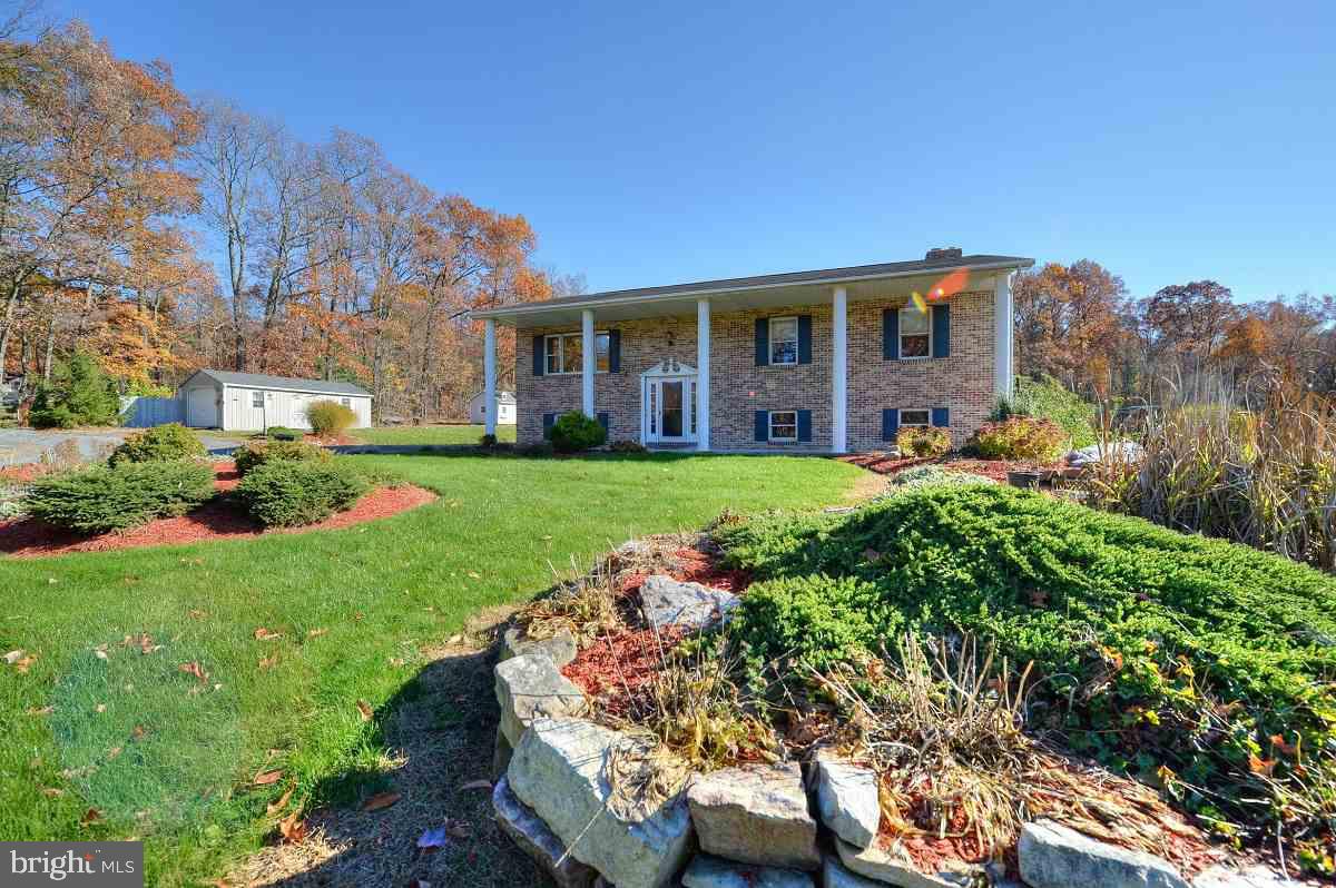 415 Greenbriar Road Elliottsburg, PA 17024 - Photo 1 of 17 Gallery Image 1