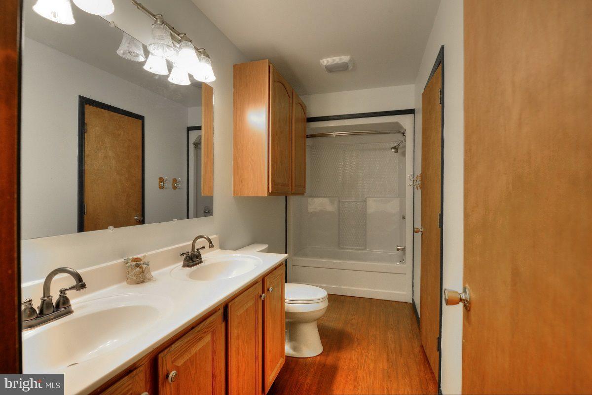 415 Greenbriar Road Elliottsburg, PA 17024 - Photo 8 of 17 Gallery Image 8
