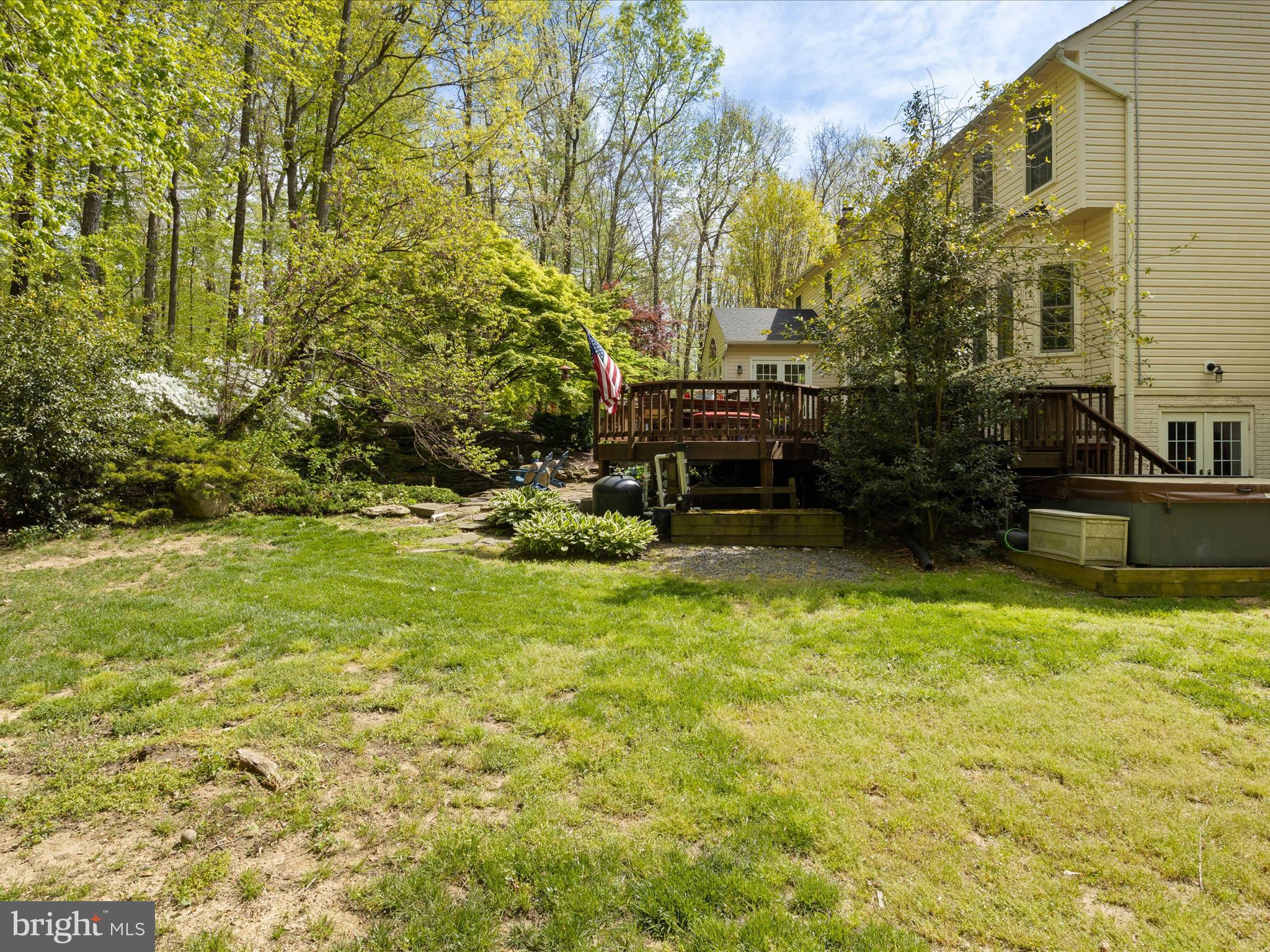 6615 Newman Road Clifton, VA 20124 - Photo 78 of 100 Side View