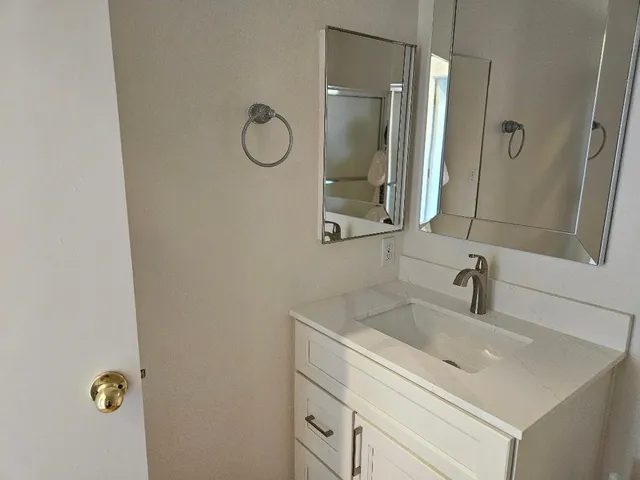 $3,000 | 2112 Carpinteria Drive, Antioch, CA 94509