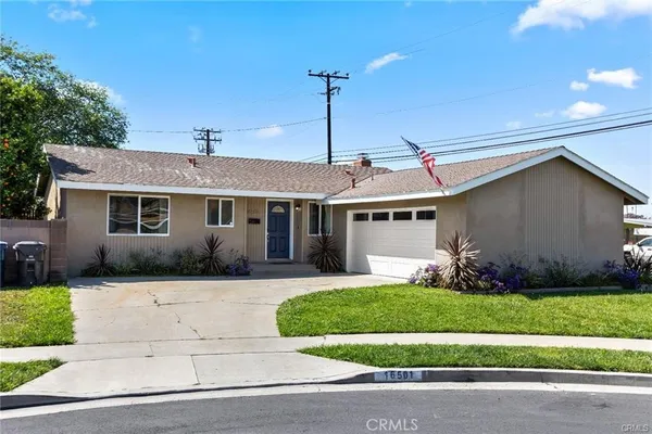 $3,900 | 16501 Wheeler Circle, Huntington Beach, CA 92647