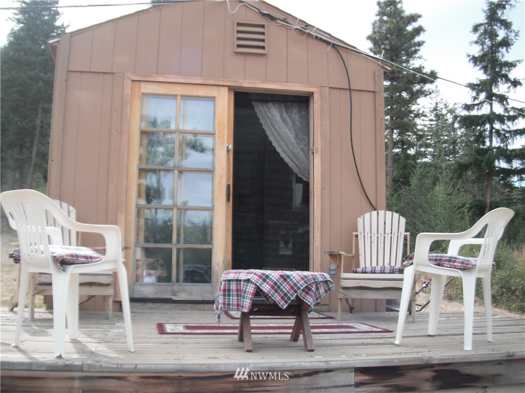 8 Washington Creek Road Chelan, WA 98816 - Photo 5 of 14