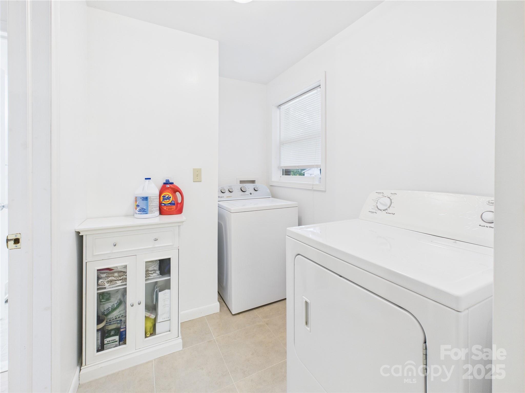 3055 16th Street Northeast Hickory, NC 28601 - Photo 23 of 46 a utility room with dryer and washer