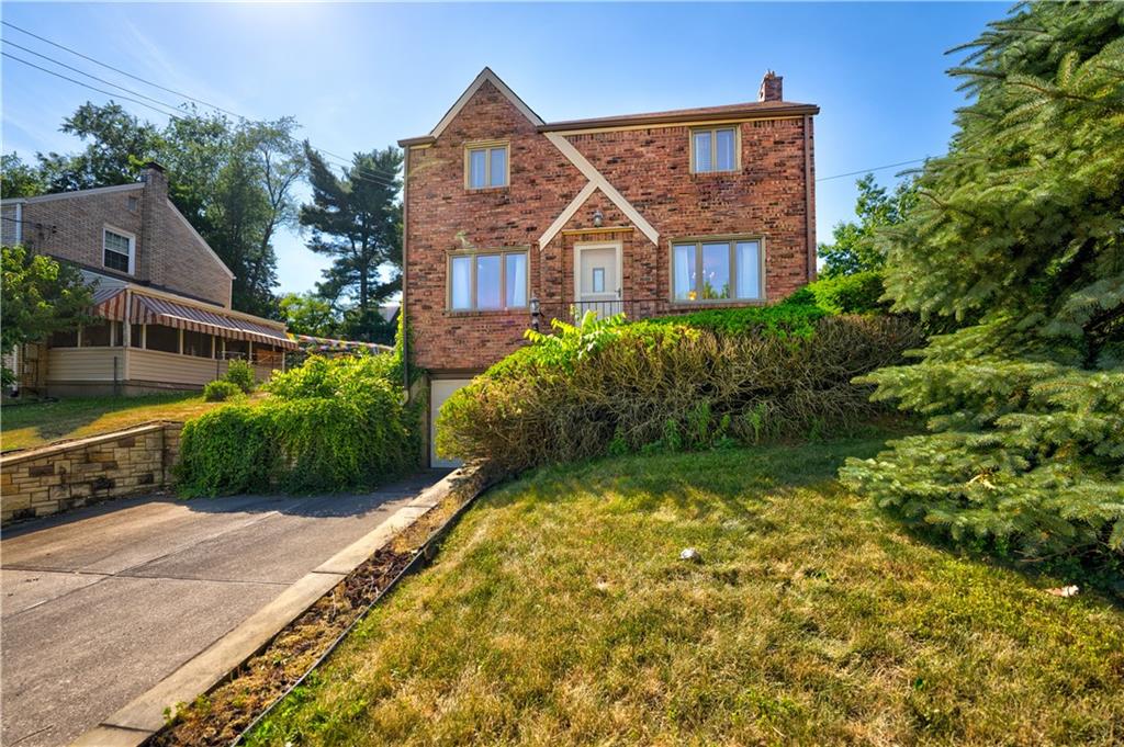 1041 Dallett Road Pittsburgh, PA 15227 - Photo 2 of 22