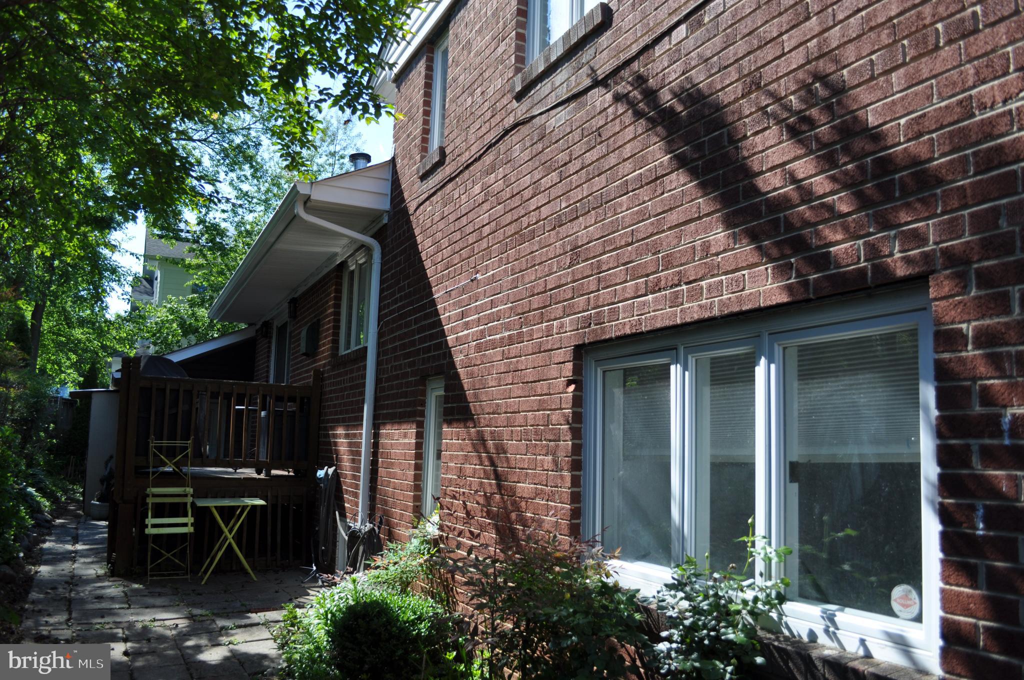 6000 Greentree Road Bethesda, MD 20817 - Photo 3 of 18 Rear