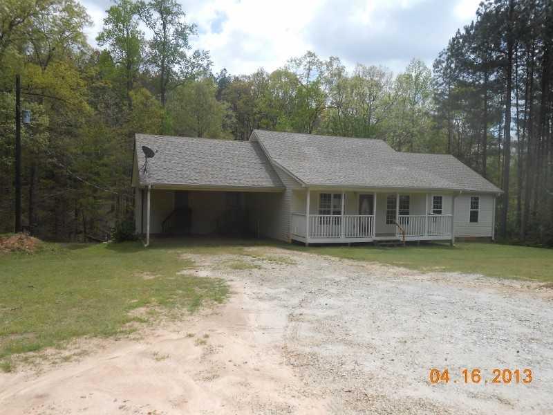 1090 Drake Road Madison, GA 30650 - Photo 1 of 1 Exterior Front.