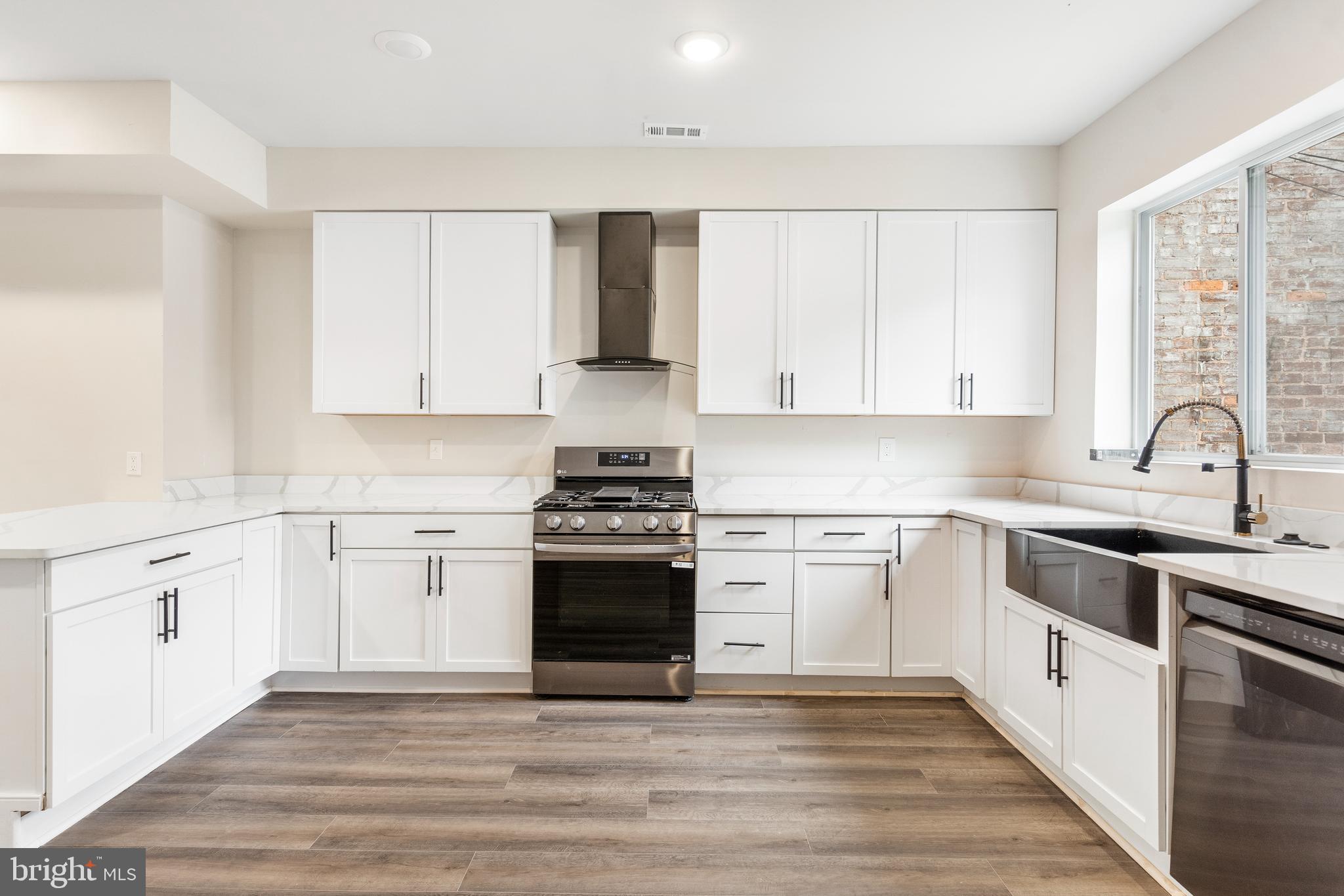 3503 Edmondson Avenue Baltimore, MD 21229 - Photo 12 of 42