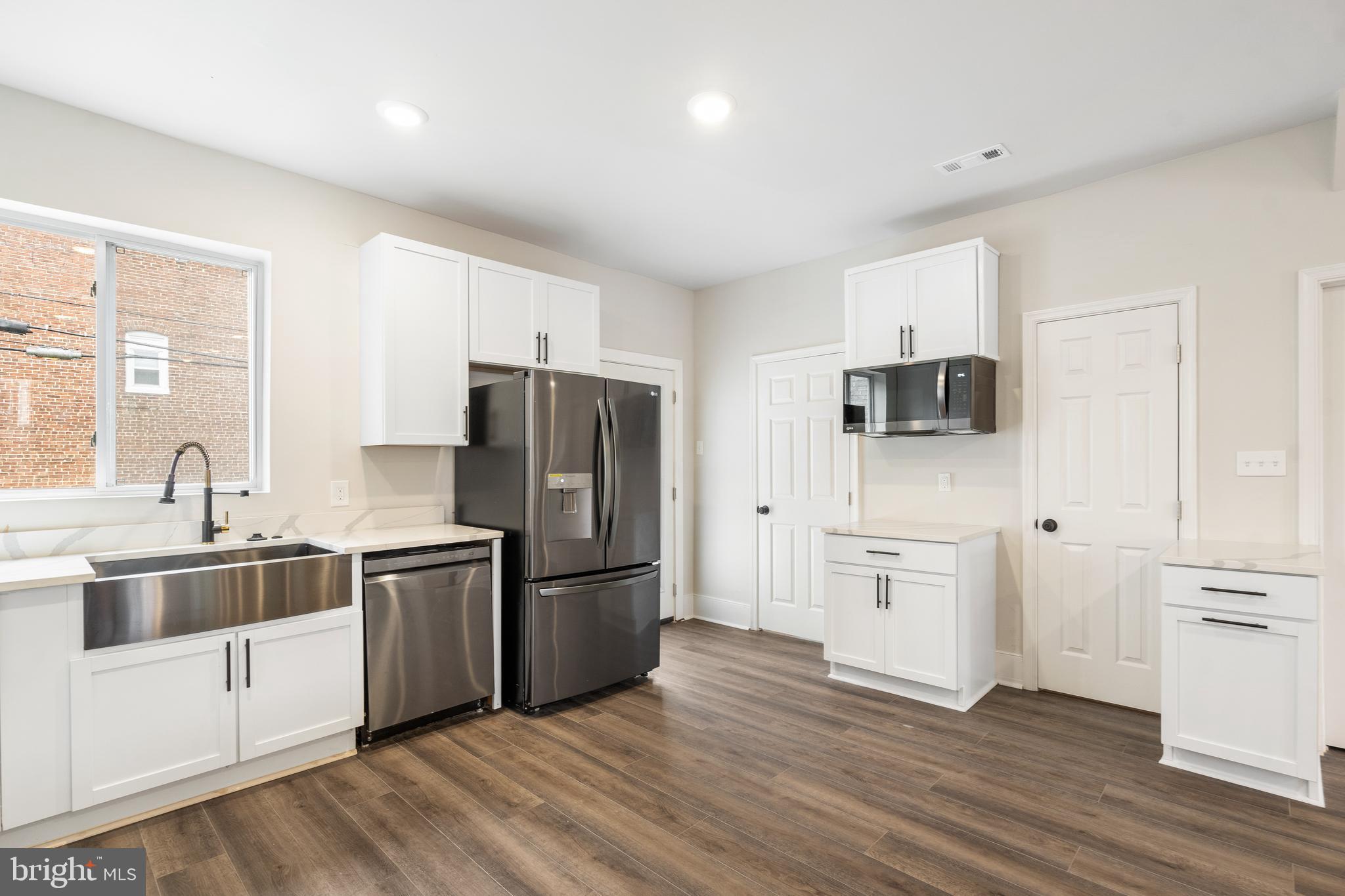 3503 Edmondson Avenue Baltimore, MD 21229 - Photo 15 of 42