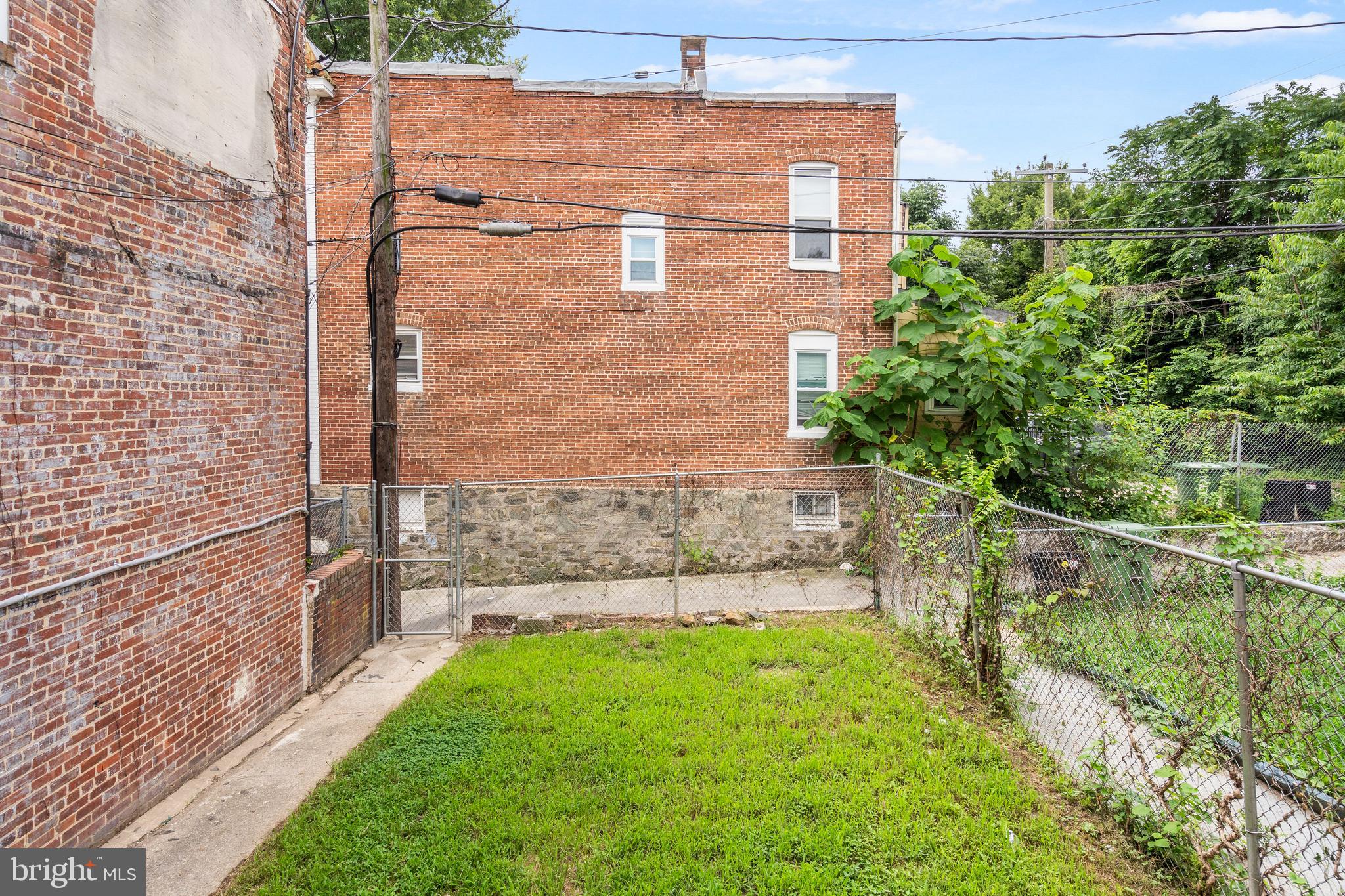 3503 Edmondson Avenue Baltimore, MD 21229 - Photo 39 of 42