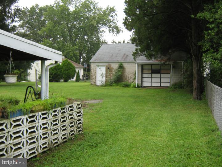 2731 Monmouth Road Jobstown, NJ 08041 - Photo 5 of 8