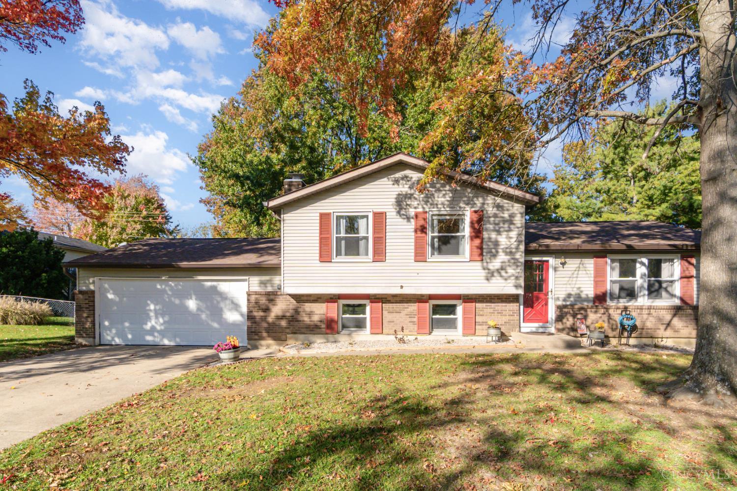 615 Regent Road Cincinnati, OH 45245 - Photo 1 of 29 Gallery Image 1