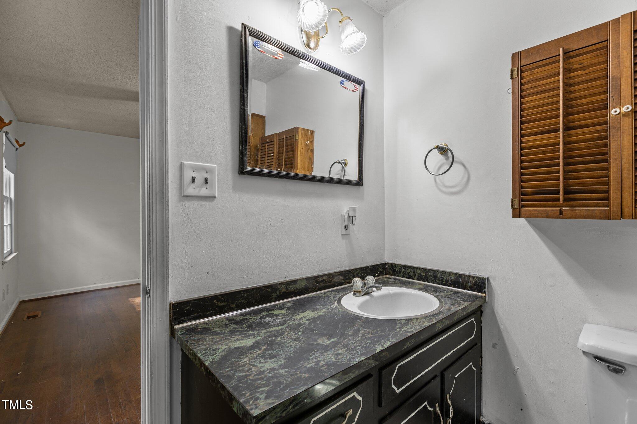 1500 Princess Anne Road Raleigh, NC 27607 - Photo 21 of 37 Owners bathroom