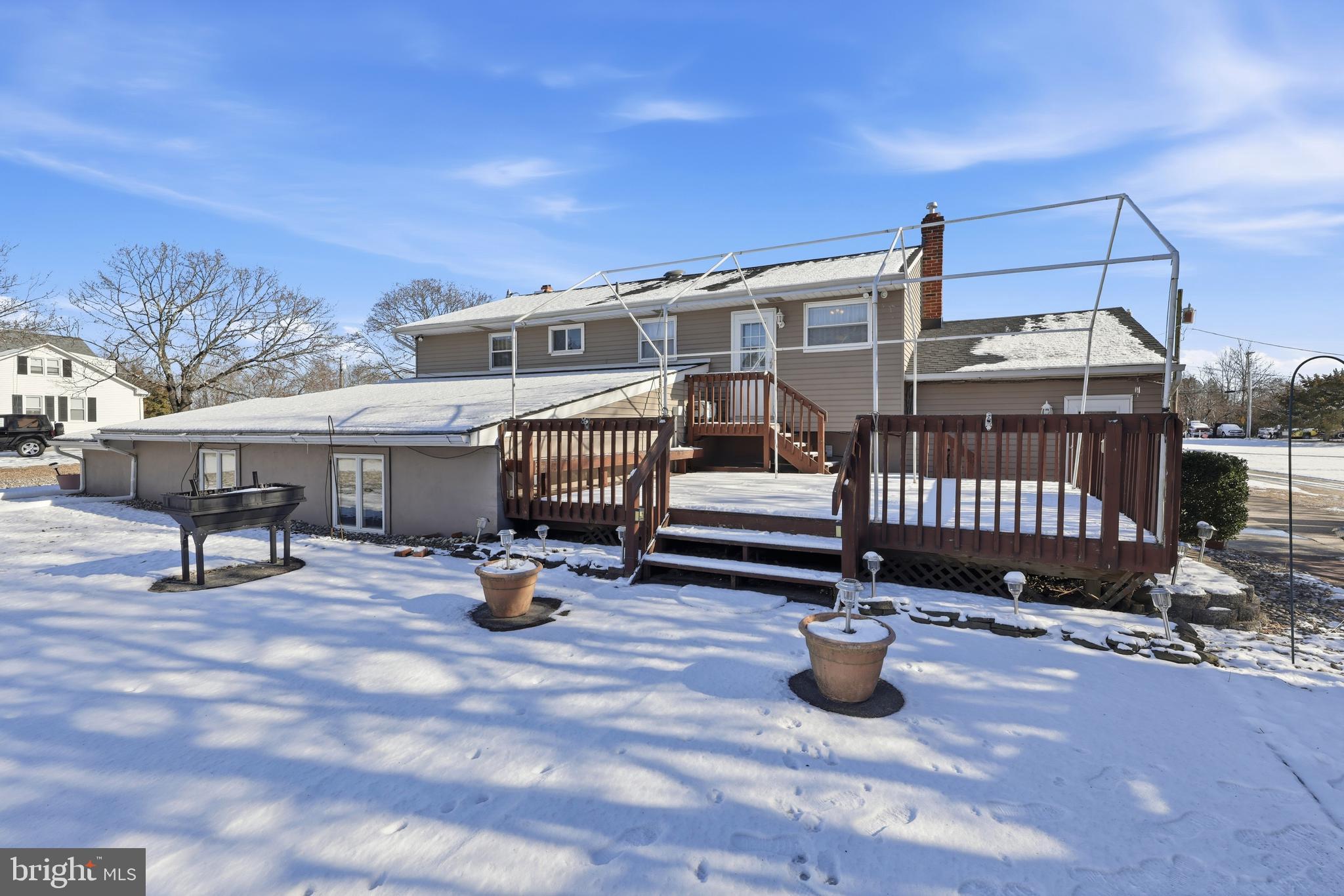 55 Plymouth Road Hammonton, NJ 08037 - Photo 42 of 45 a view of a terrace with sitting area