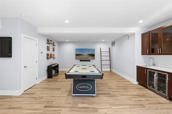 $1,699,000 | 2360 Marlene Lane, Mattituck, NY 11952