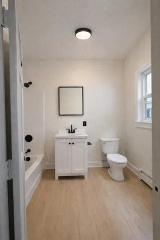 $1,600 | 408 Central Street, Unit 7, Franklin, NH 03235