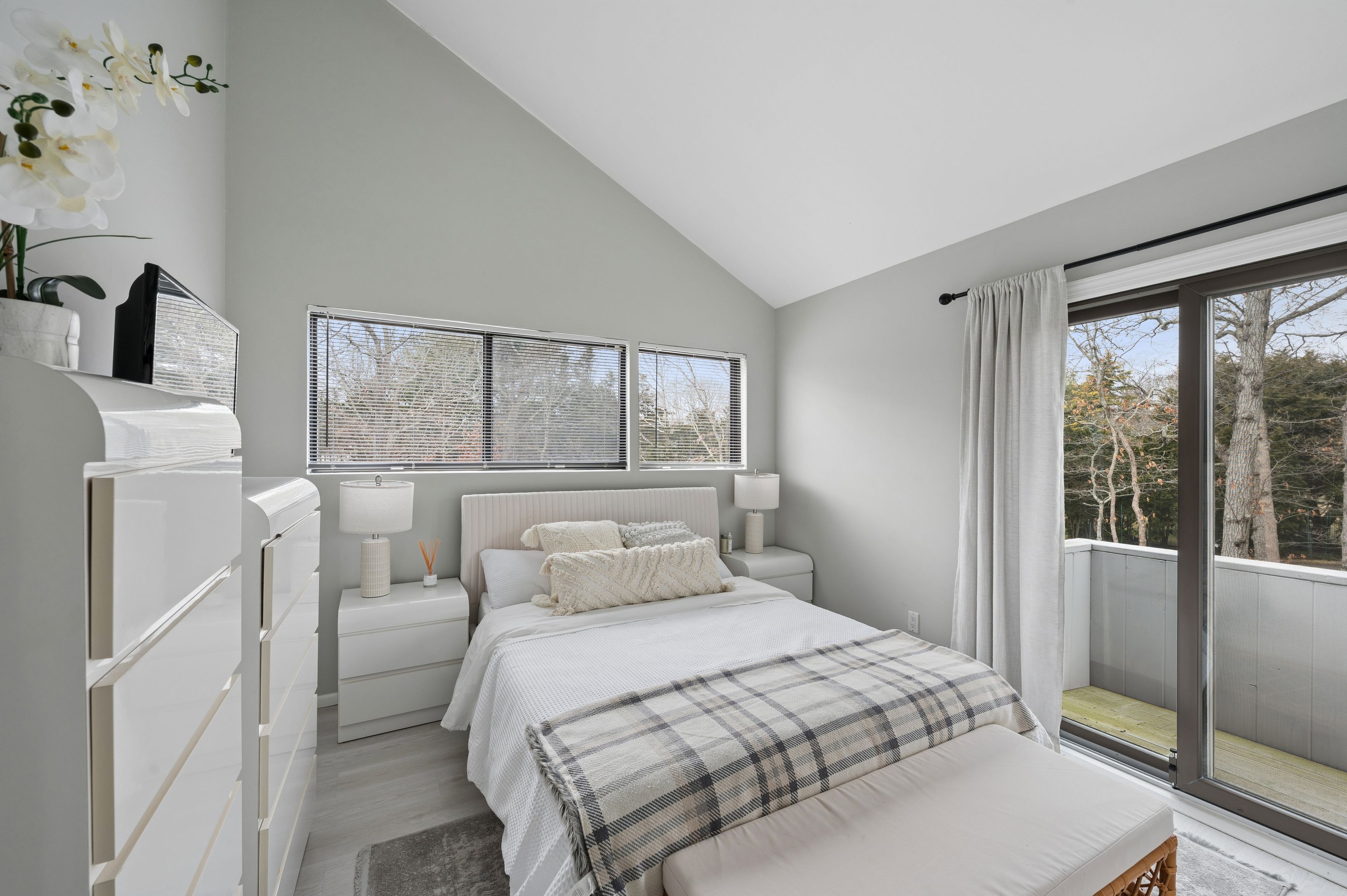 15 North Quarter Road Westhampton, NY 11977 - Photo 11 of 16