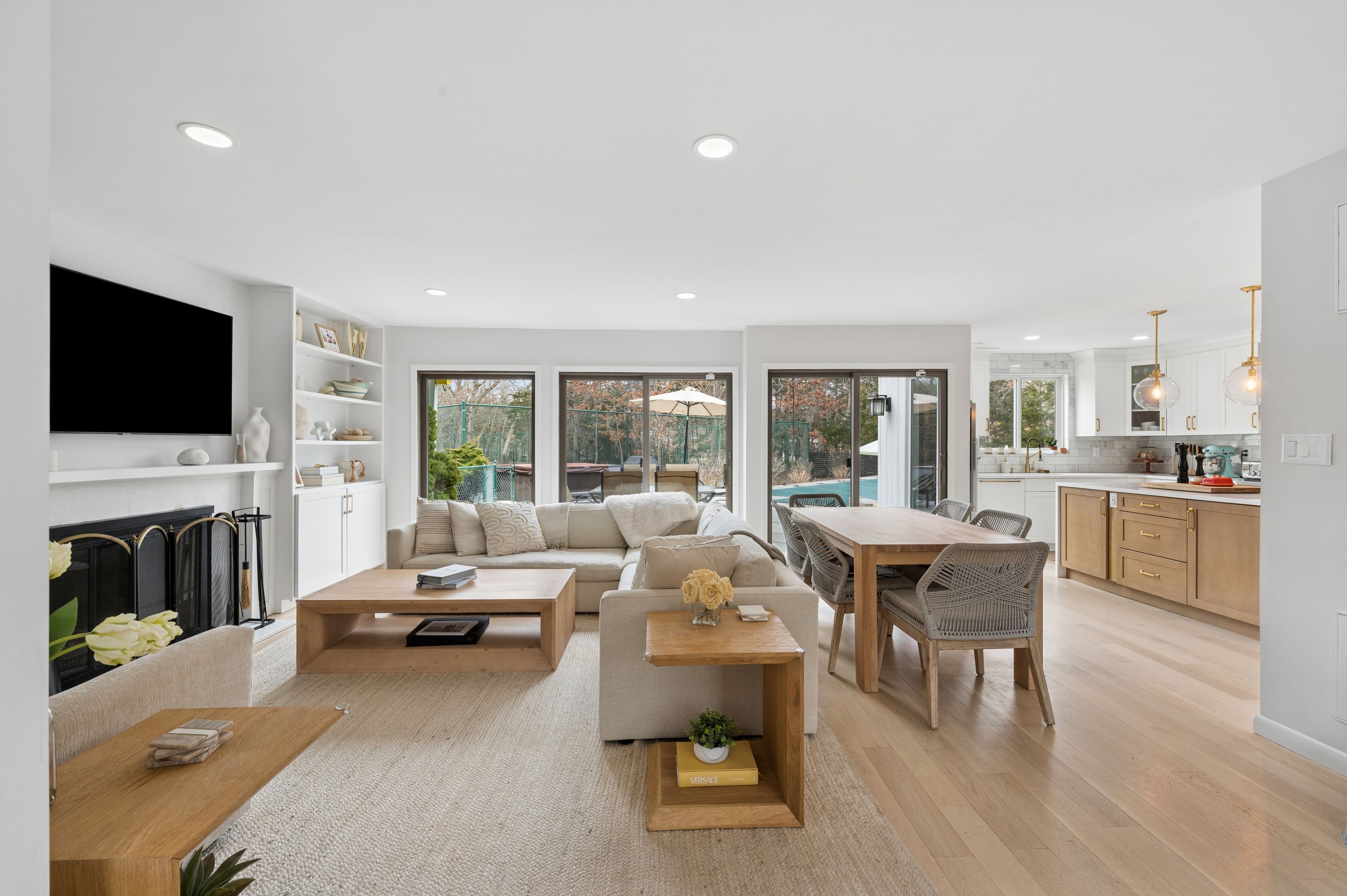 15 North Quarter Road Westhampton, NY 11977 - Photo 3 of 16