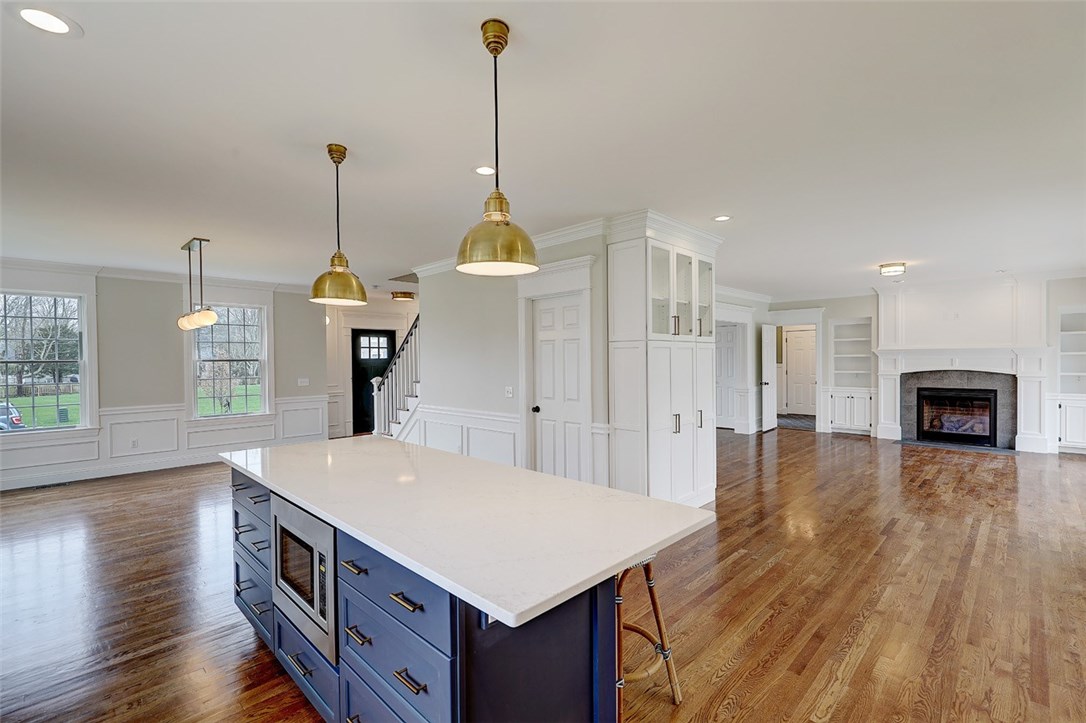 4 Fox Run Road Barrington, RI 02806 - Photo 13 of 22